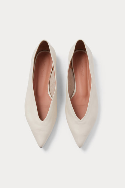 Everleigh Ballet Champagne - Rachel Comey