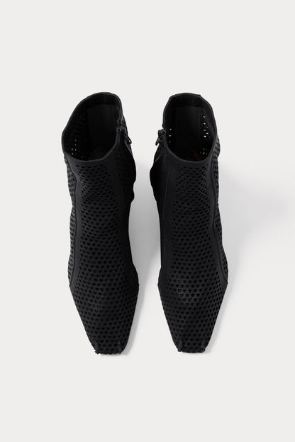 Cove Boot (Mini Punch) Black - Rachel Comey